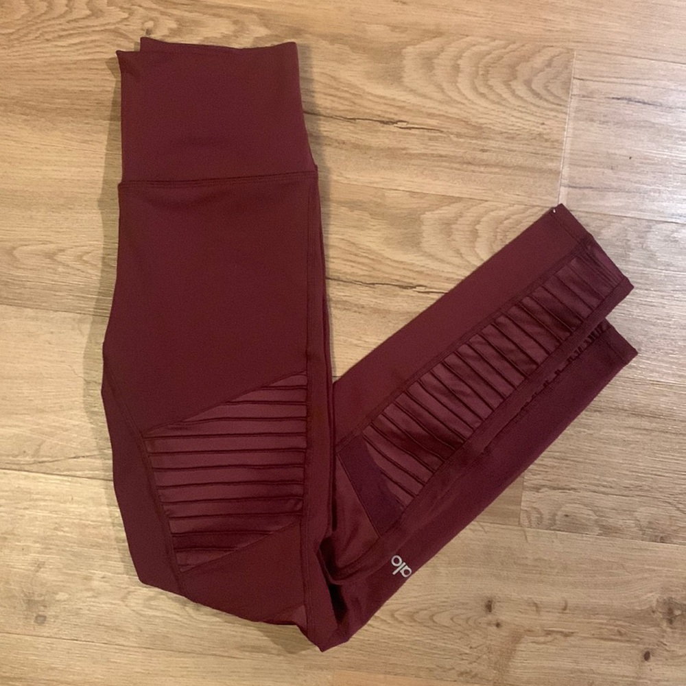 Alo Moto Leggings